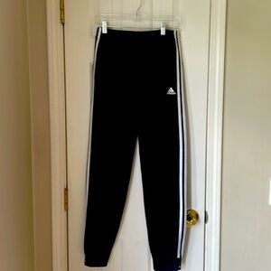 Boys youth XL adidas sweats jogger style with pockets